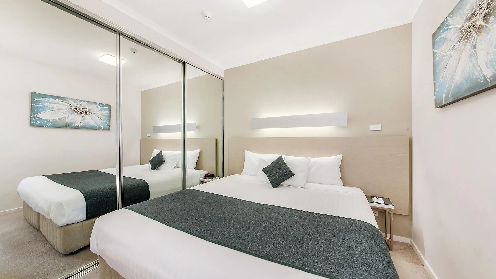 Abode Tuggeranong Aparthotel Canberra